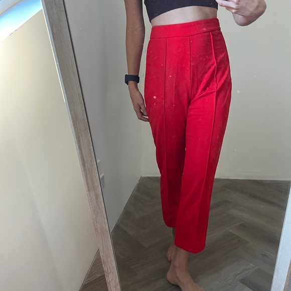 SHEIN Vibrant Red Cropped Pants - Picture 2 of 5